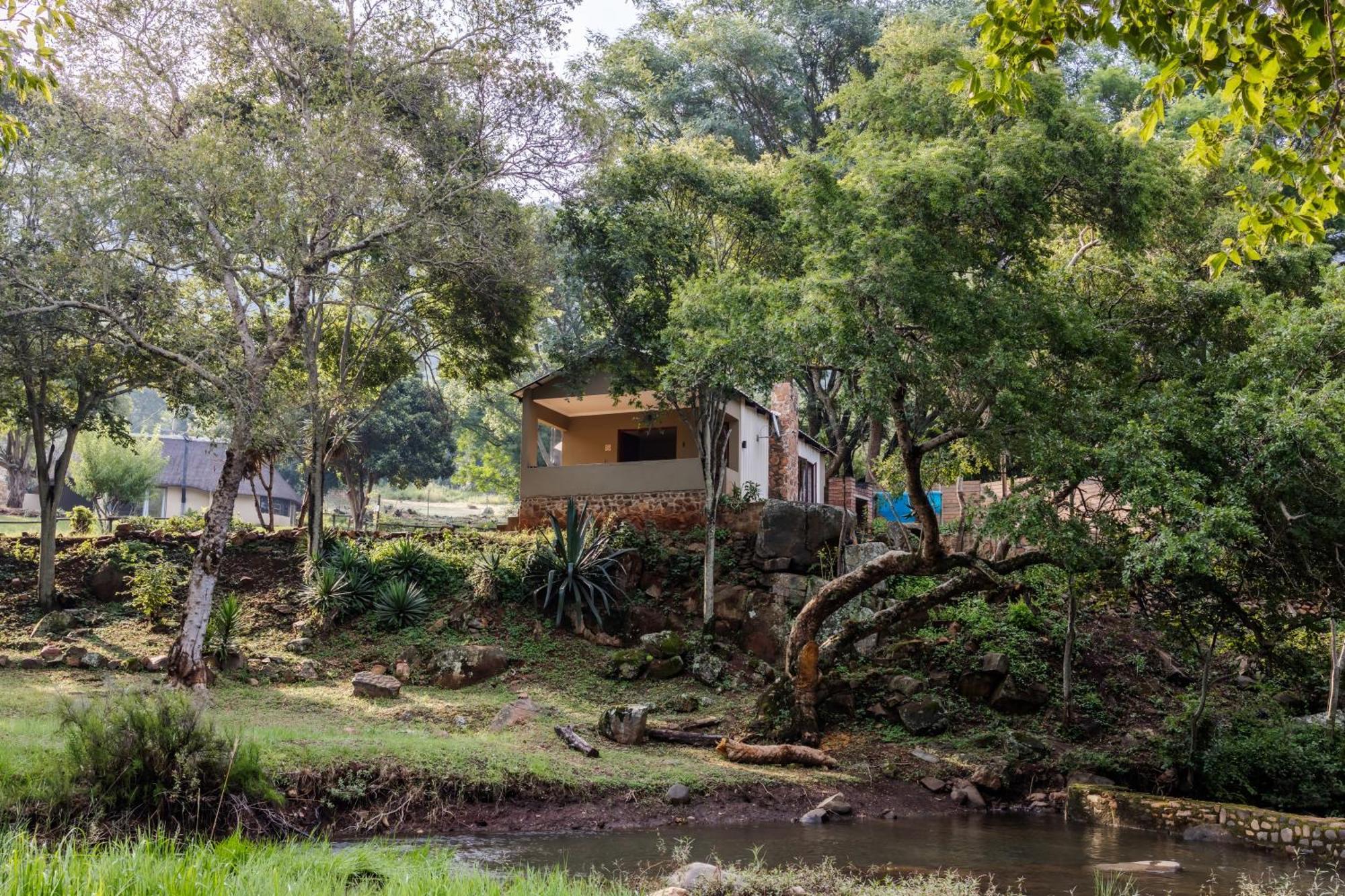 Rocky Drift Private Nature Reserve Waterval Boven Room photo